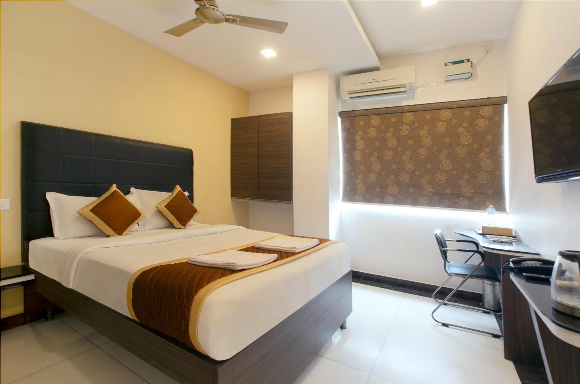 Manjhi Residency Hotel Tiruchirappalli ภายนอก รูปภาพ