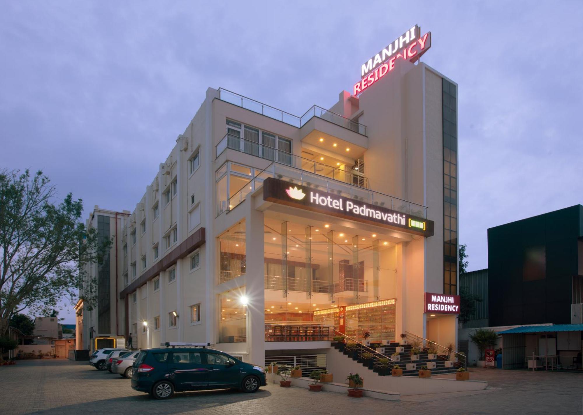 Manjhi Residency Hotel Tiruchirappalli ภายนอก รูปภาพ