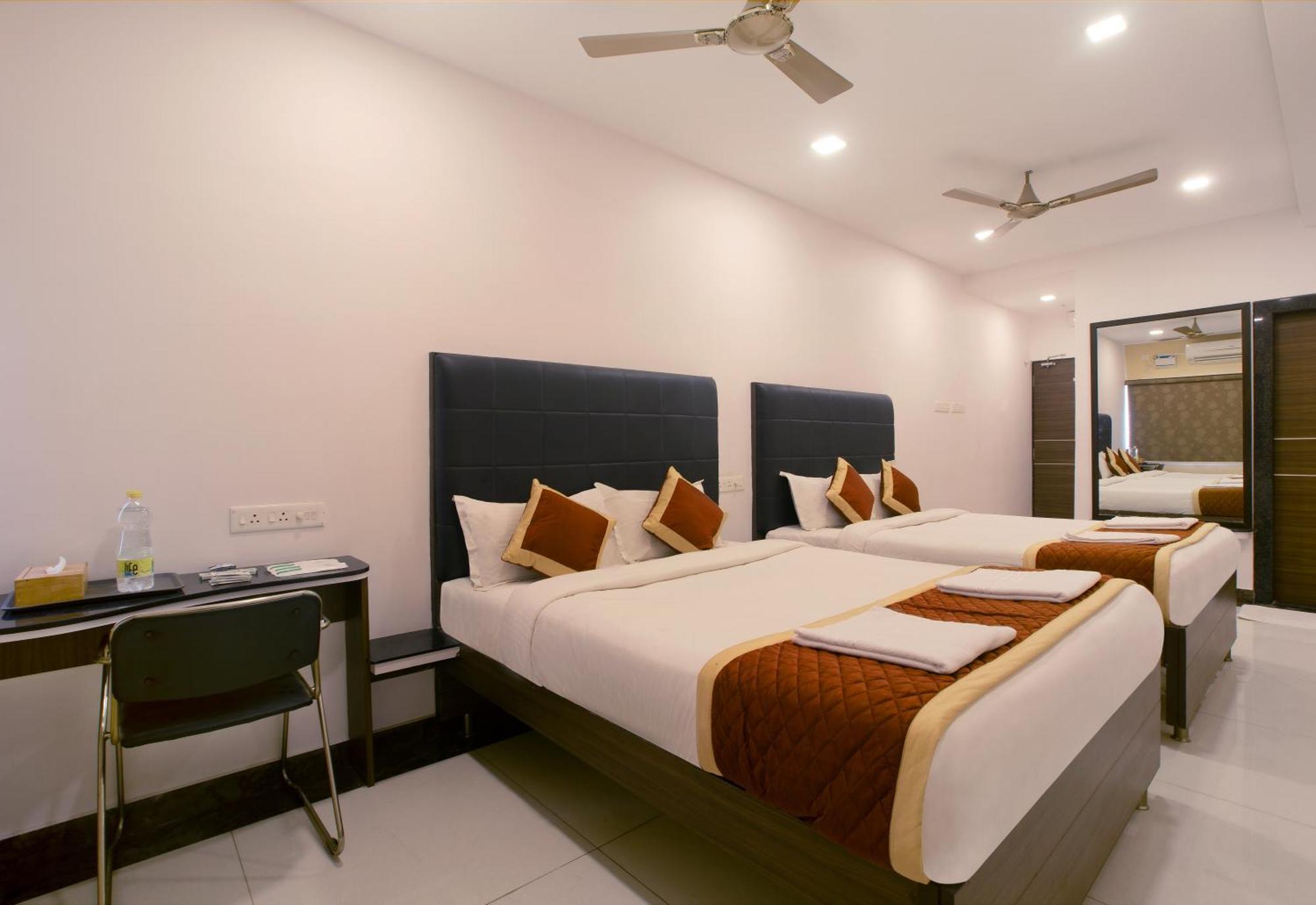 Manjhi Residency Hotel Tiruchirappalli ภายนอก รูปภาพ