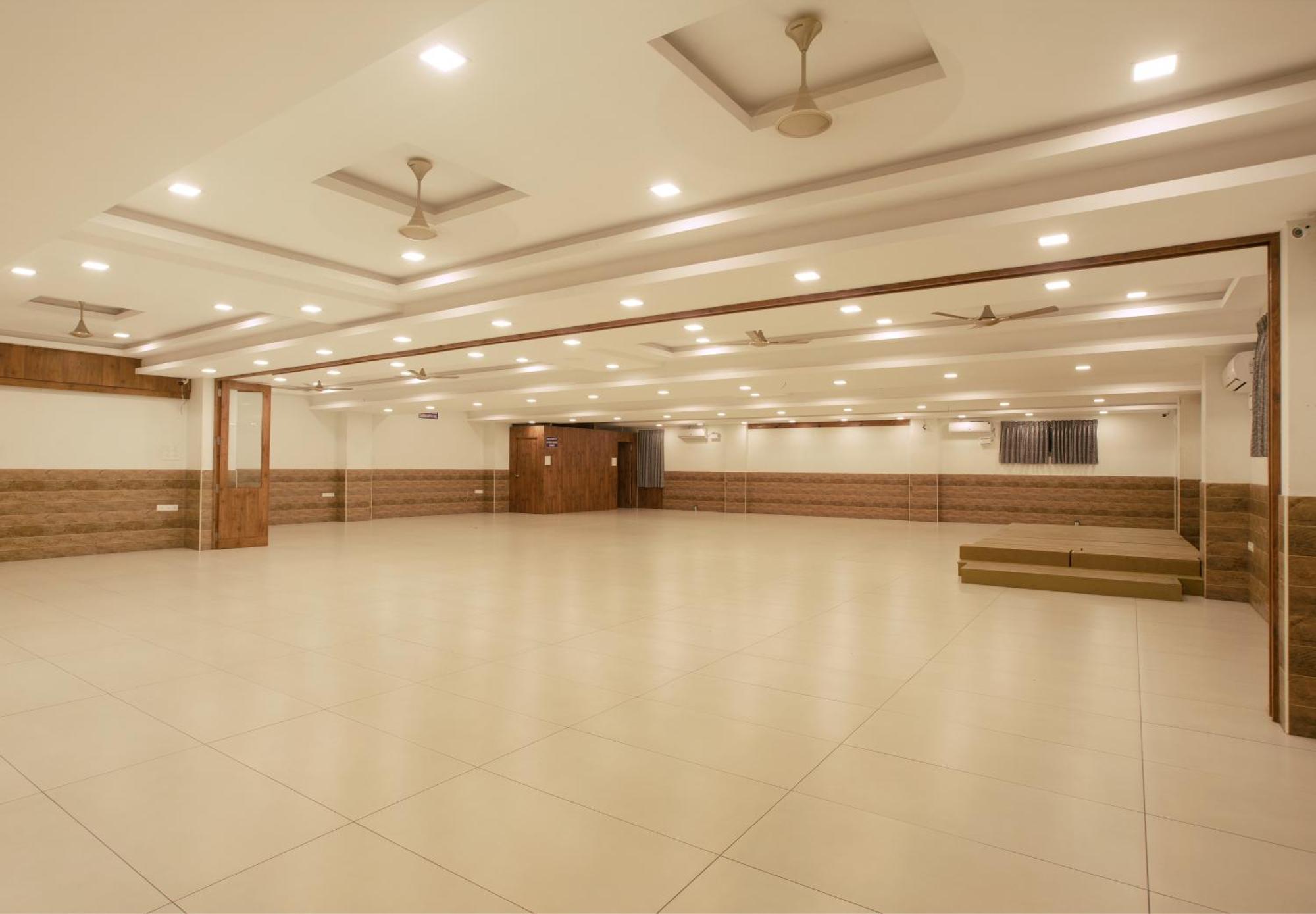 Manjhi Residency Hotel Tiruchirappalli ภายนอก รูปภาพ