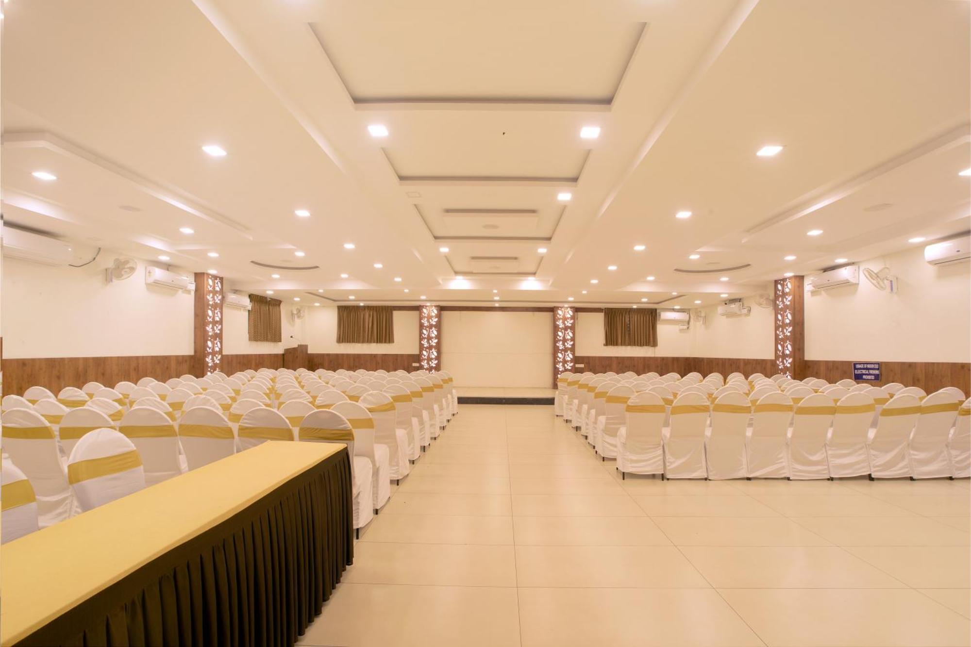 Manjhi Residency Hotel Tiruchirappalli ภายนอก รูปภาพ