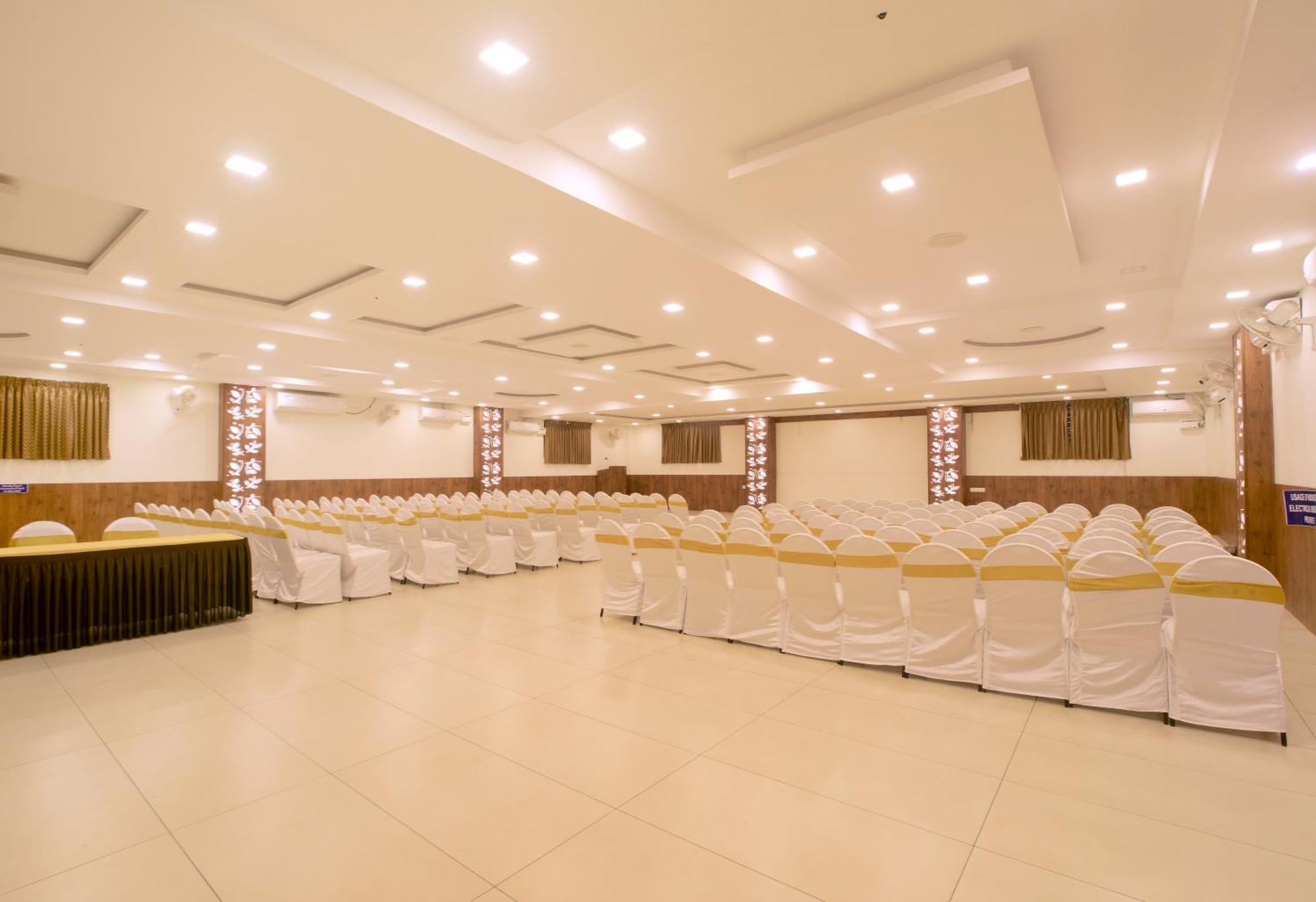 Manjhi Residency Hotel Tiruchirappalli ภายนอก รูปภาพ
