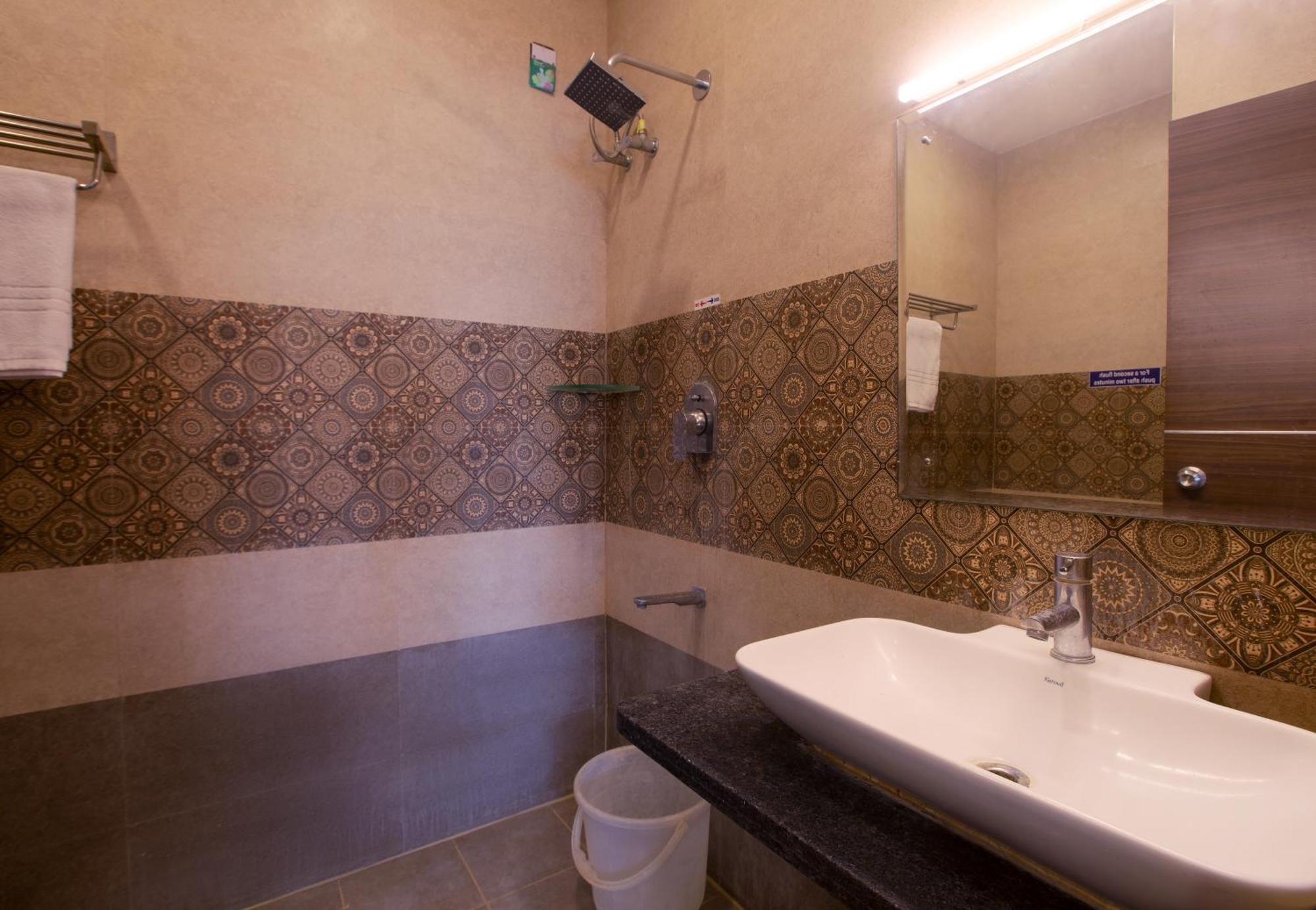 Manjhi Residency Hotel Tiruchirappalli ภายนอก รูปภาพ